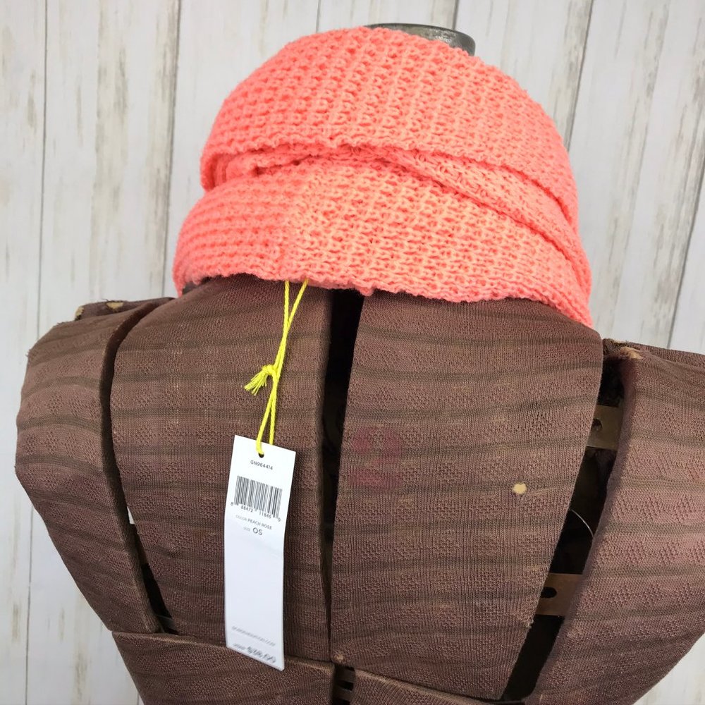 BCBGeneration Infinity Scarf Cowl Peach Rose - Picture 4 of 10